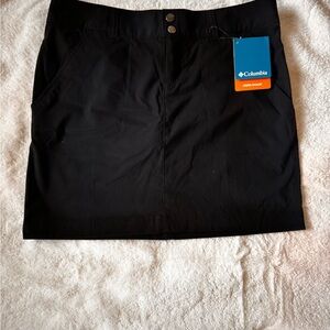 Columbia Women's Black Skort Size 8